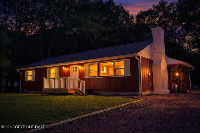 8 Wolf Way, Kidder Twp, PA 18211