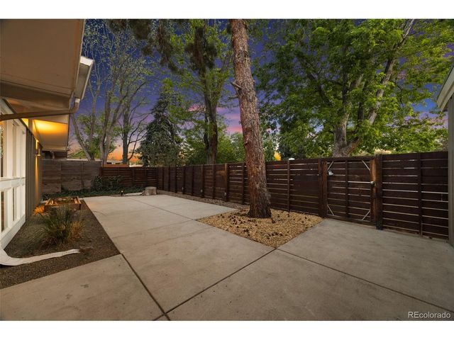 2550 S Newton St, Denver, CO 80219