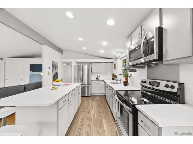 2550 S Newton St, Denver, CO 80219