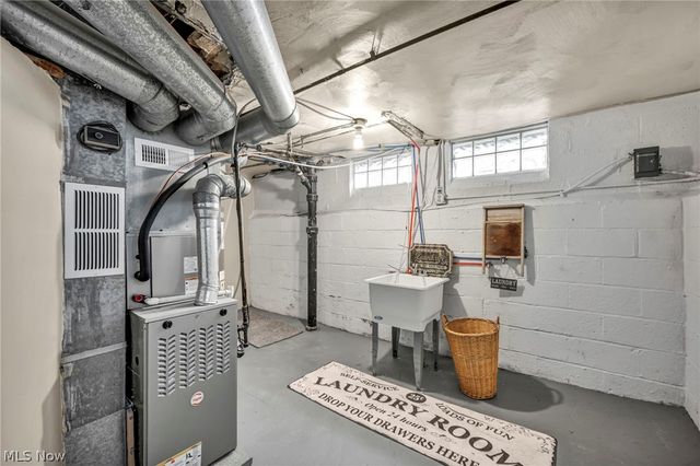 15313 Fernway Drive, Maple Heights, OH 44137