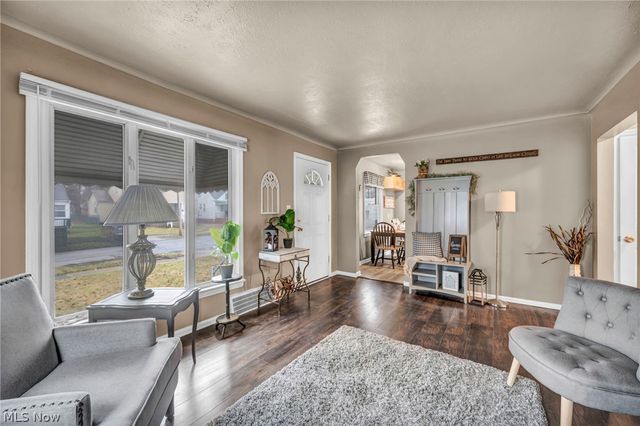 15313 Fernway Drive, Maple Heights, OH 44137