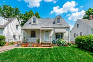 15313 Fernway Drive, Maple Heights, OH 44137