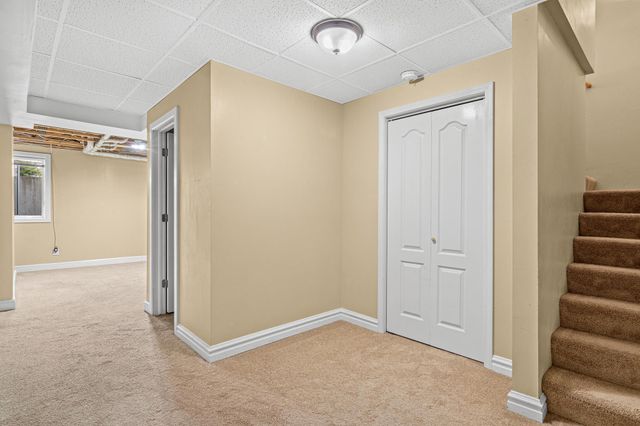 2917 Hemingway Drive, Chaska, MN 55318