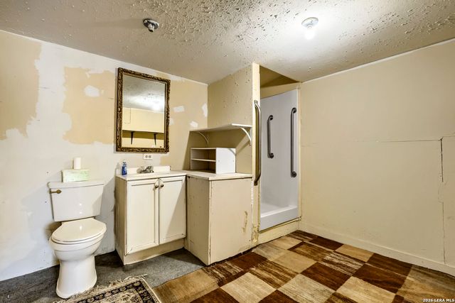 6906 MARTINIQUE DR, San Antonio, TX 78227