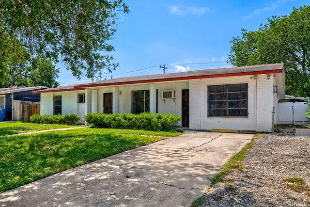 6906 MARTINIQUE DR, San Antonio, TX 78227