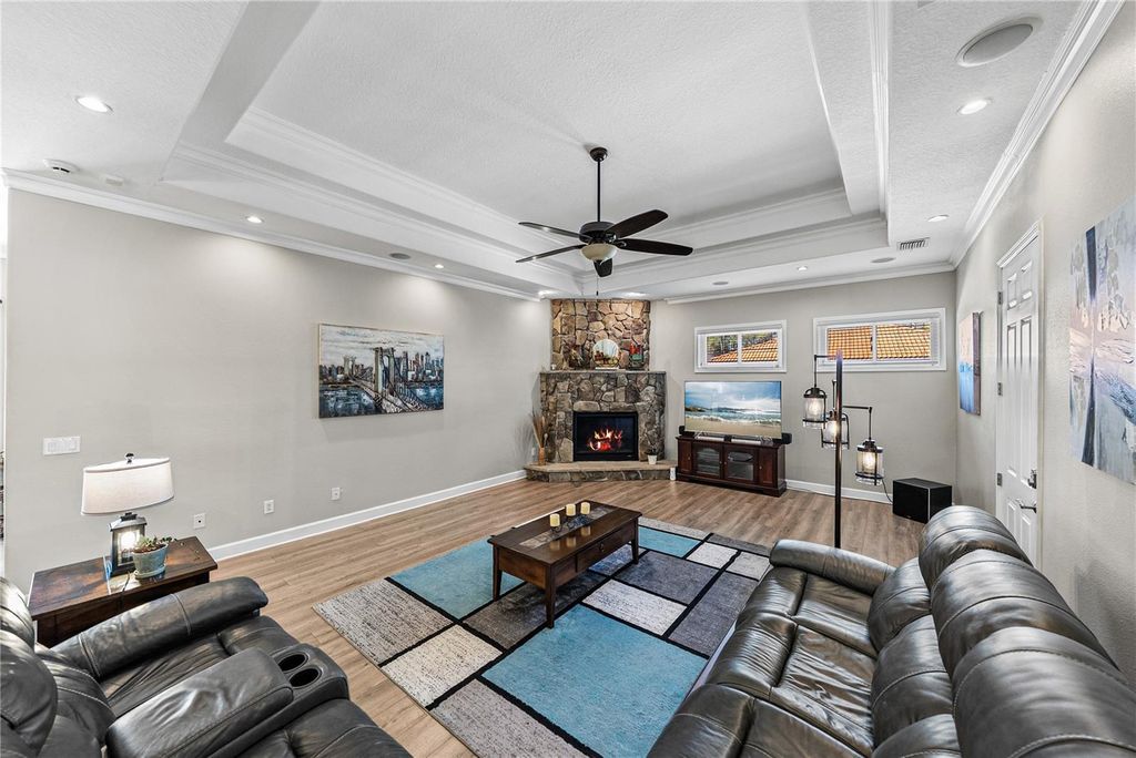 Image 9 of property listing at 27154 RAVENS BROOK ROAD, Wesley Chapel, FL 33544