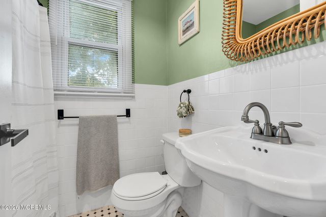 82 Harrison Avenue, Red Bank, NJ 07701