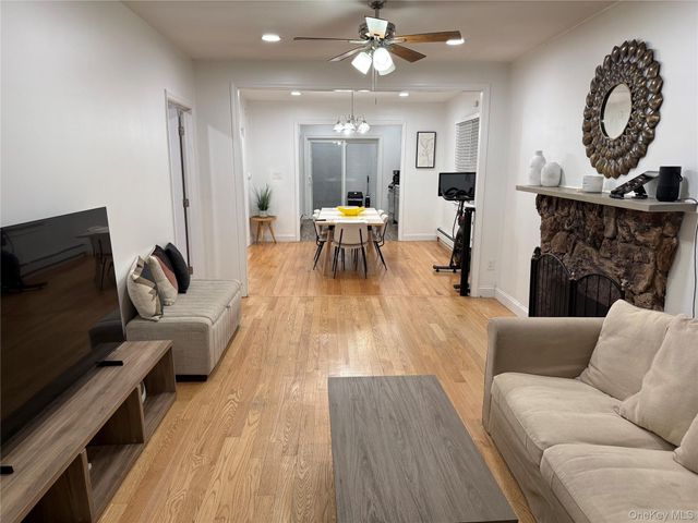 49 Ostend Road, Island Park, NY 11558