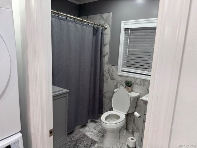 49 Ostend Road, Island Park, NY 11558