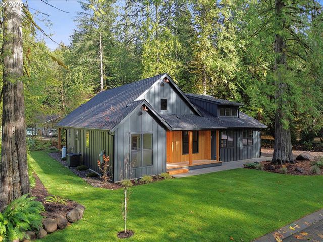 24512 E Bright Ave, Welches, OR 97067