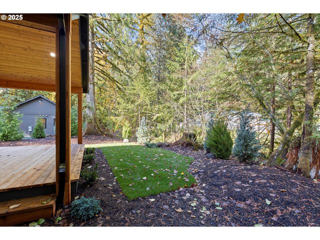 24512 E Bright Ave, Welches, OR 97067