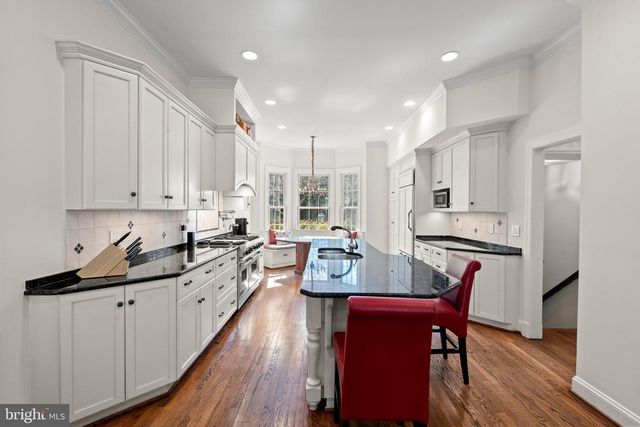 9200 TOWN GATE LN, Bethesda, MD 20817