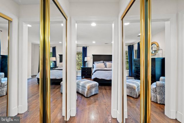 9200 TOWN GATE LN, Bethesda, MD 20817