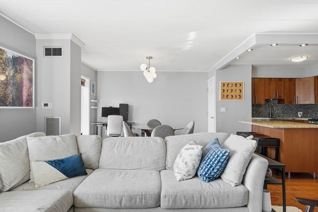 5 Bayard Road 810, Shadyside, PA 15213