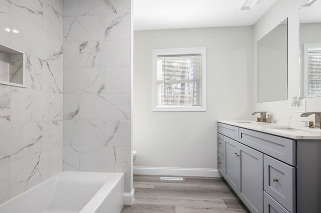 2 Mulberry Street, Windham, NH 03087