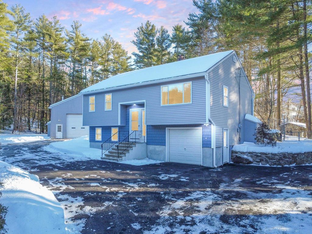 2 Mulberry Street, Windham, NH 03087