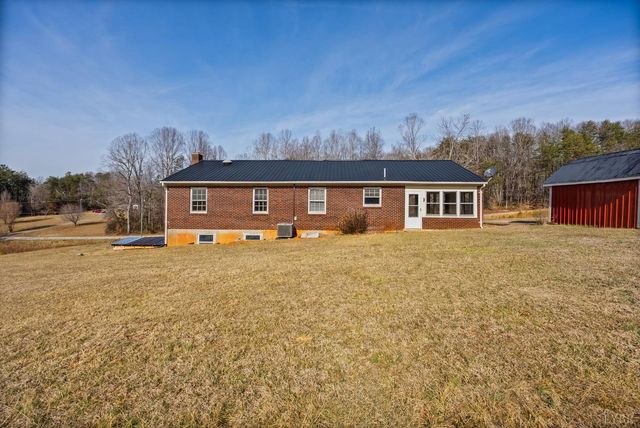 794 Little Dogwood Road, Spout Spring, VA 24593