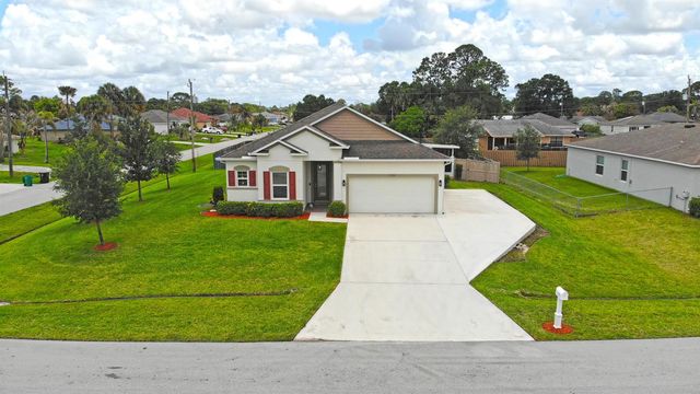 1502 SW Kosnar Avenue, Port St. Lucie, FL 34953