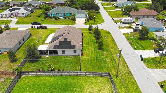 1502 SW Kosnar Avenue, Port St. Lucie, FL 34953