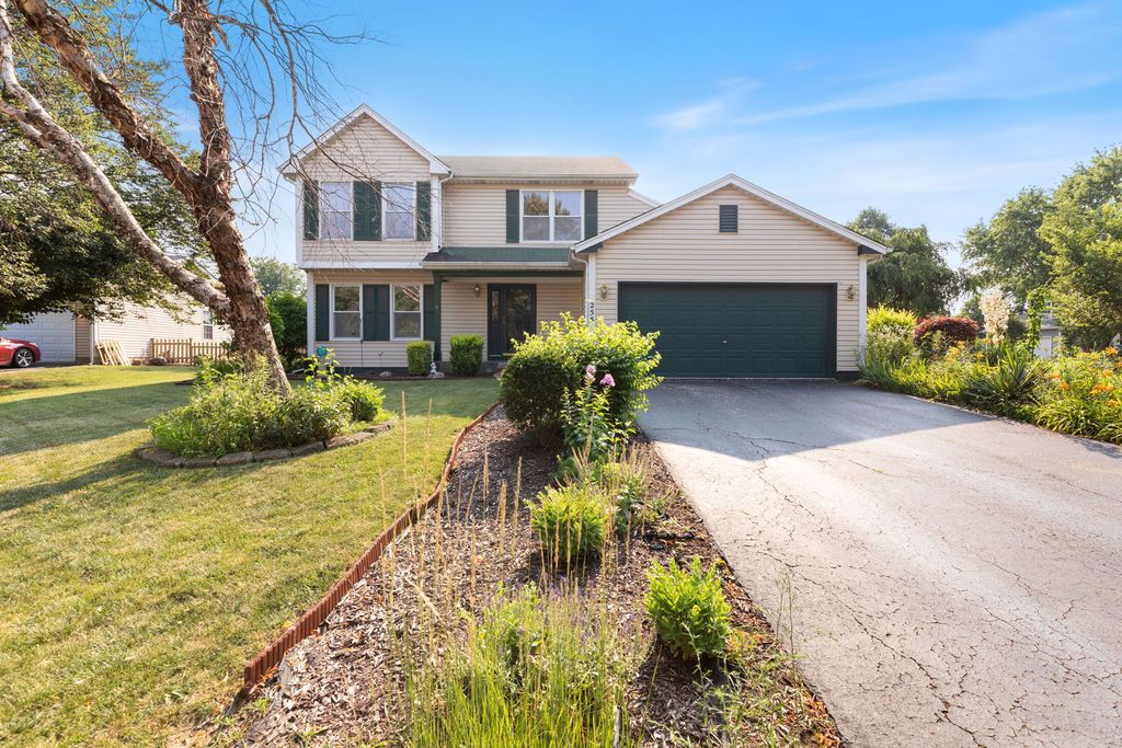 255 Ironbark Court, Bolingbrook, IL 60440