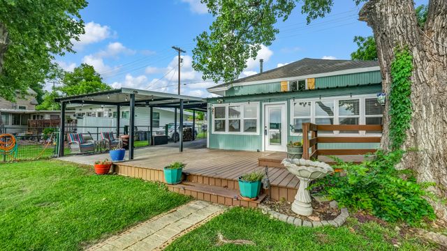 2005 E Lake Drive, Weatherford, TX 76087