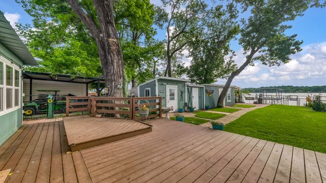 2005 E Lake Drive, Weatherford, TX 76087