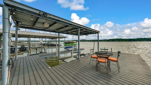 2005 E Lake Drive, Weatherford, TX 76087