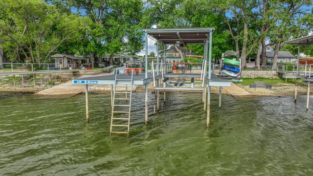 2005 E Lake Drive, Weatherford, TX 76087