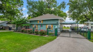2005 E Lake Drive, Weatherford, TX 76087