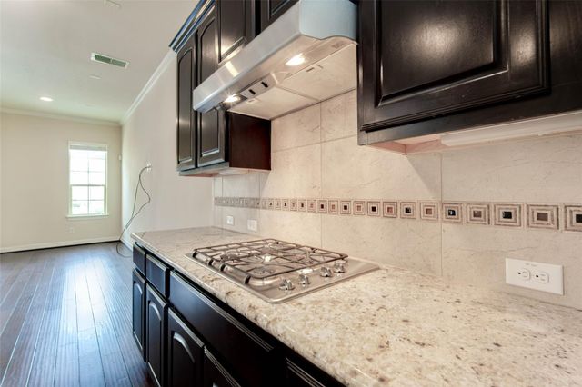 2710 Shadybrook Meadow Drive, Houston, TX 77080