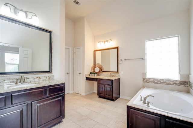 2710 Shadybrook Meadow Drive, Houston, TX 77080