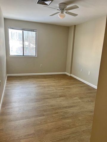 11 Blackstone Dr Apt 1136, Nashua, NH 03063