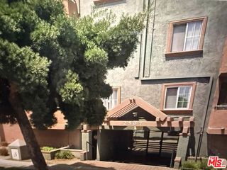 2507 E 15th Street 104, Long Beach, CA 90804