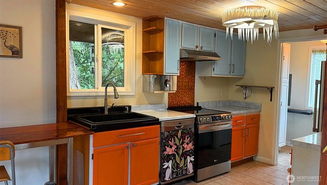 7512 Mirimichi Drive NW, Olympia, WA 98502
