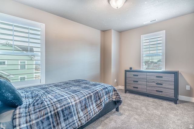 356 N APPLE LEAF AVE, Kaysville, UT 84037