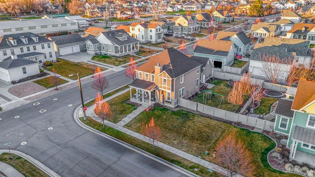 356 N APPLE LEAF AVE, Kaysville, UT 84037