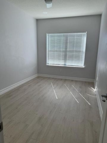 2877 Bard Street, Palm Springs, FL 33406