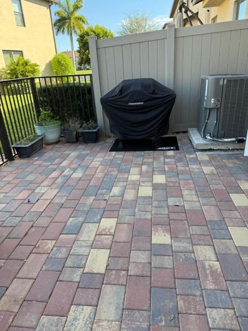 2877 Bard Street, Palm Springs, FL 33406