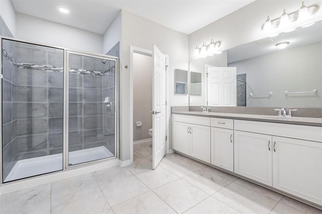 9248 FOX SPARROW ROAD, Tampa, FL 33626