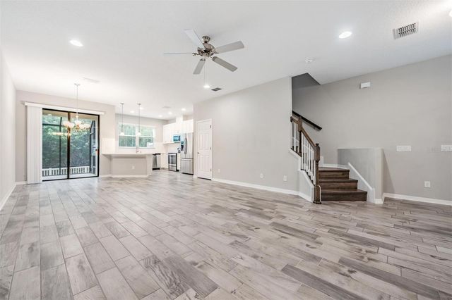 9248 FOX SPARROW ROAD, Tampa, FL 33626
