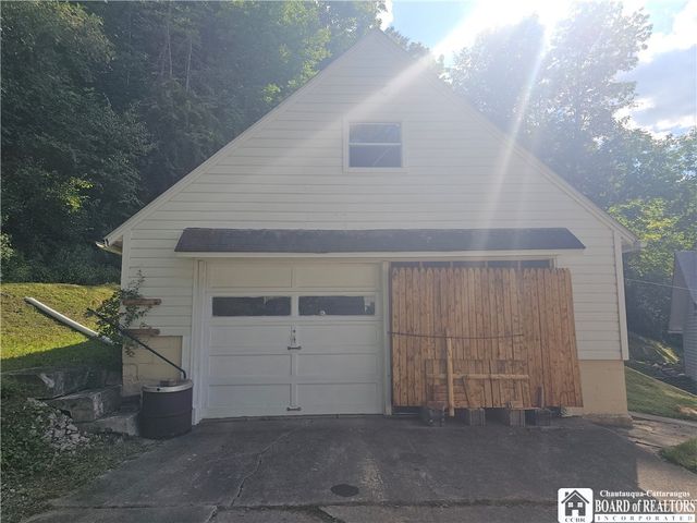 829 South Union Street, Olean, NY 14760