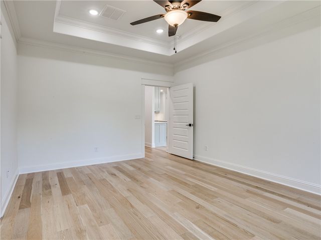 4 Dingwall Lane, Bella Vista, AR 72715