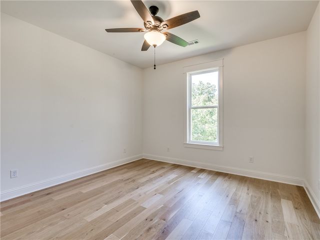 4 Dingwall Lane, Bella Vista, AR 72715