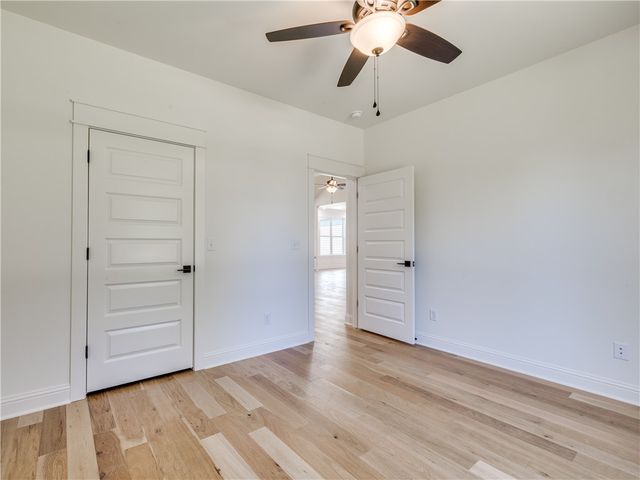 4 Dingwall Lane, Bella Vista, AR 72715