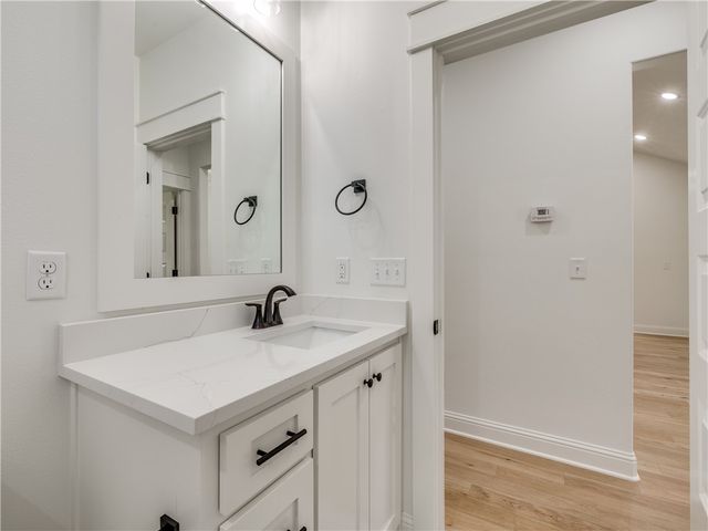 4 Dingwall Lane, Bella Vista, AR 72715
