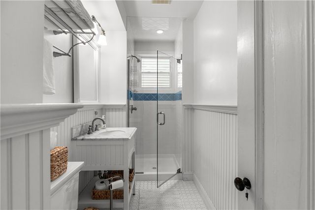 11 Ann Street, Newport, RI 02840