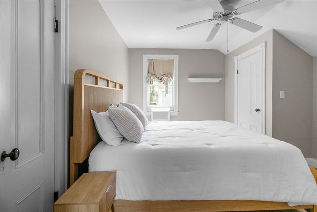 11 Ann Street, Newport, RI 02840