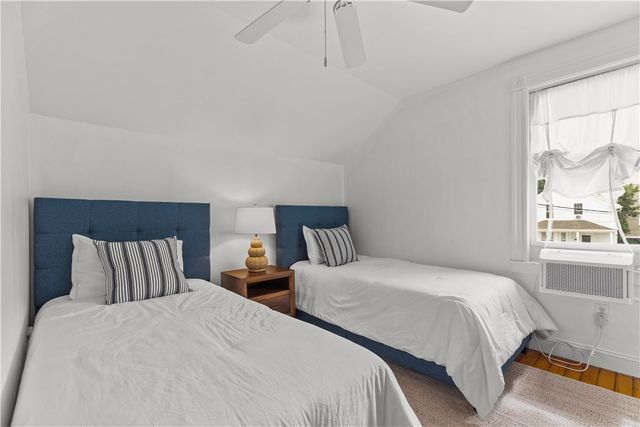 11 Ann Street, Newport, RI 02840