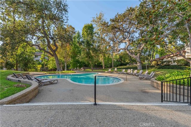 4042 Stoneriver Court, Westlake Village, CA 91362
