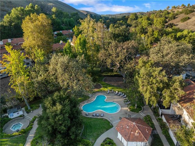 4042 Stoneriver Court, Westlake Village, CA 91362